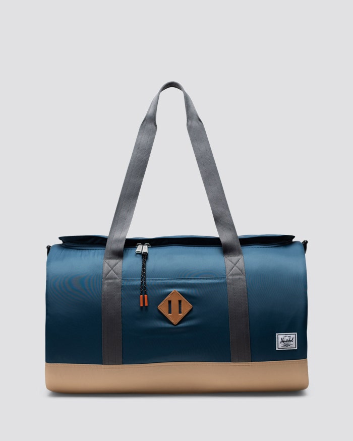 Herschel studio shop duffel