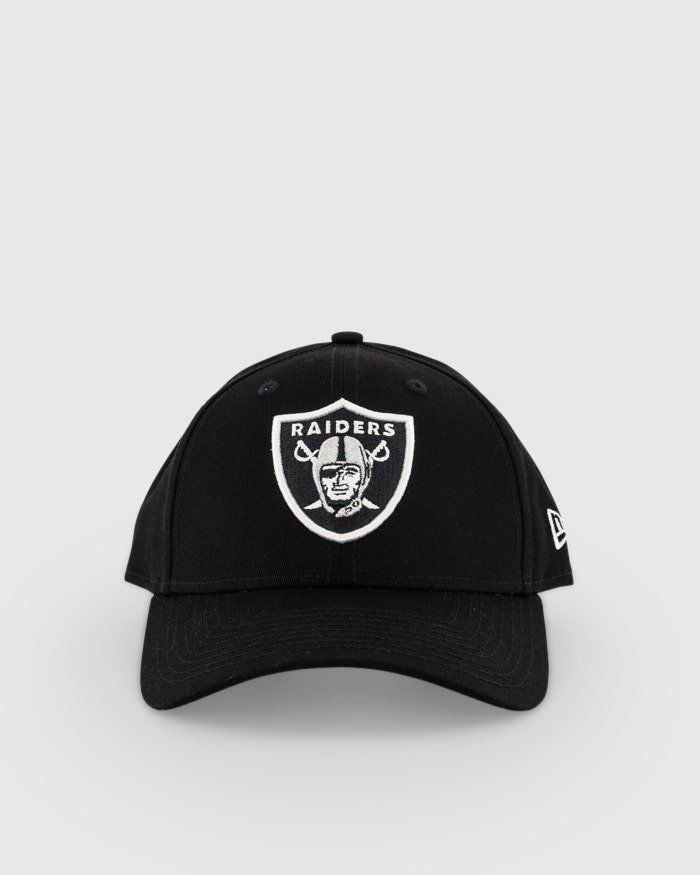 Oakland deals raiders cap
