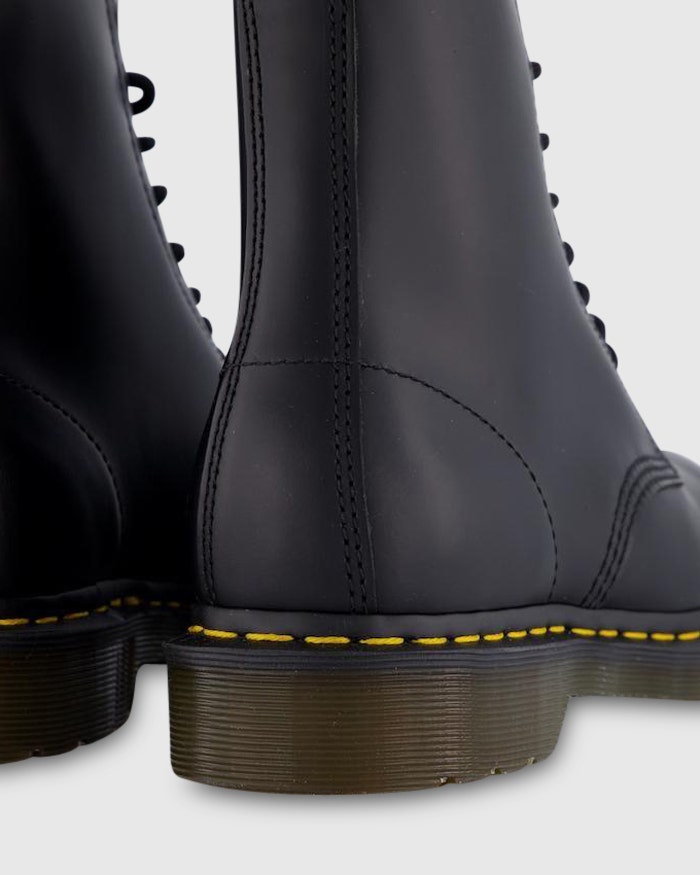Platypus shoes hot sale doc martens