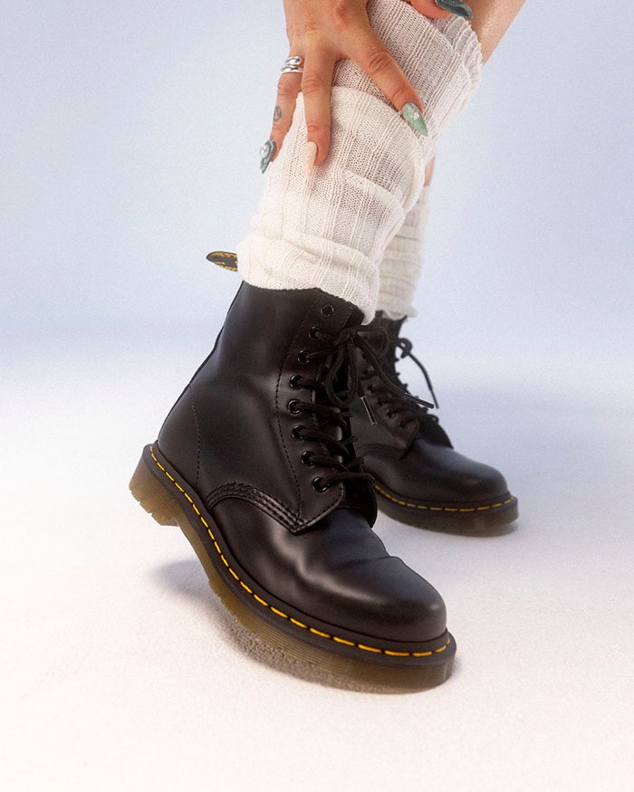 Dr martens 1460 smooth black mens clearance